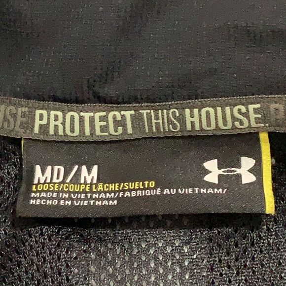 Under Armour Outside Looking In Men Zip up Jacket Size Medium - Picture 9 of 9